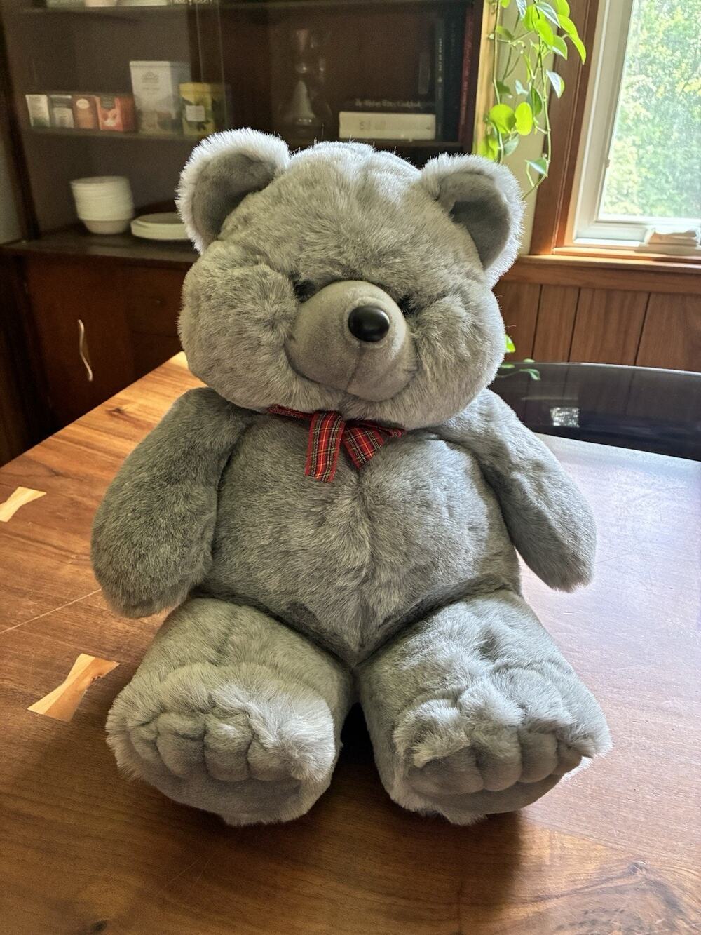 VTG 1980 Commonwealth Jumbo Teddy Bear‎ W/ Gingham Bow Hug A Plush 18”